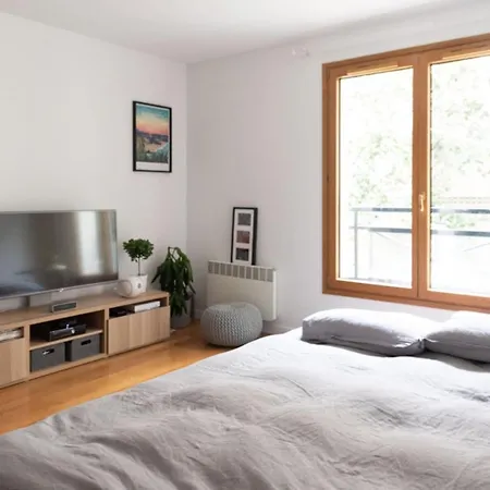 55m2 Bright And Modern Montparnasse Paryż