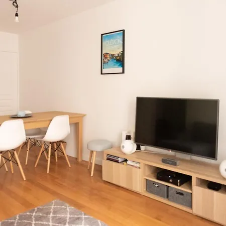 55m2 Bright And Modern Montparnasse * Paryż